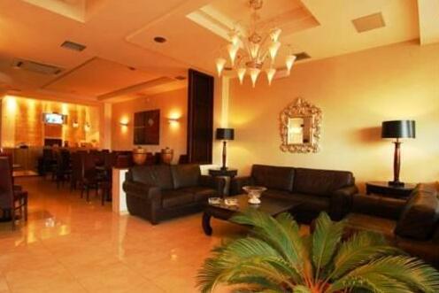 Central Hotel - Photo3