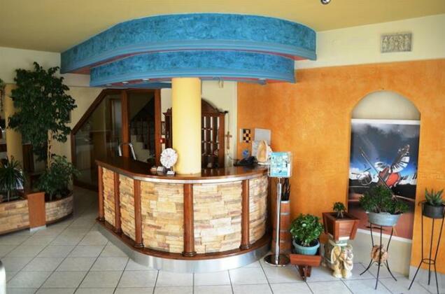 Hotel Europe Inn - Photo2