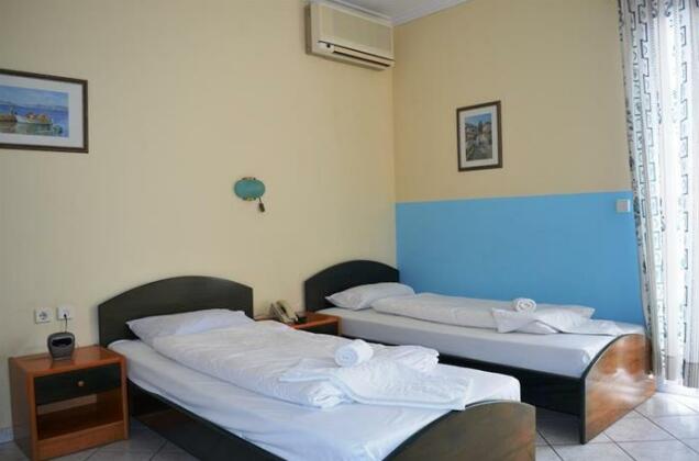 Hotel Europe Inn - Photo4