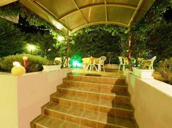 Oasis Apartmets - Photo2