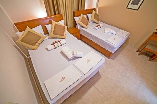 Pioneer Excelsior Rooms - Photo5