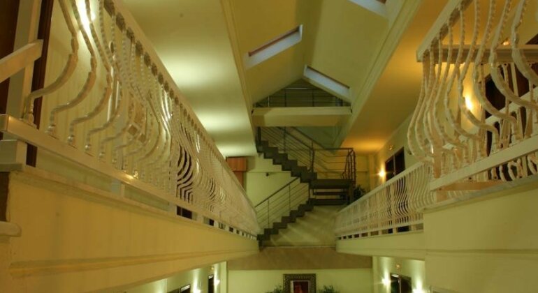 Rea Hotel Kallithea - Photo2