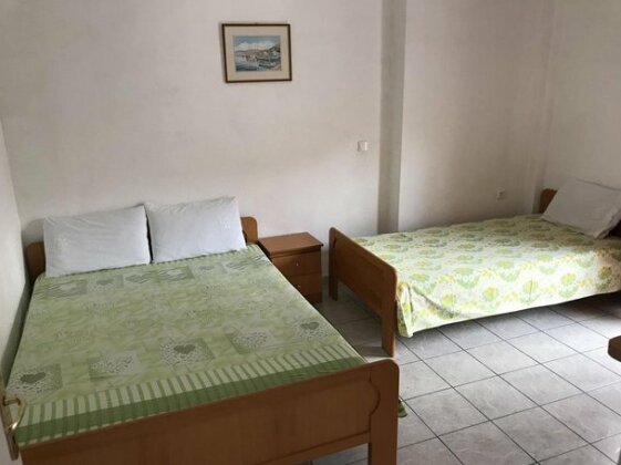 Rooms Lazos - Photo2