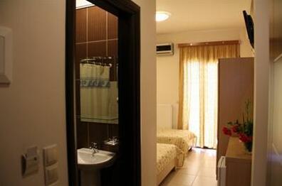 Viktoria Hotel - Photo4