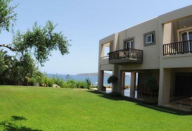 Achillion Villas - Photo2