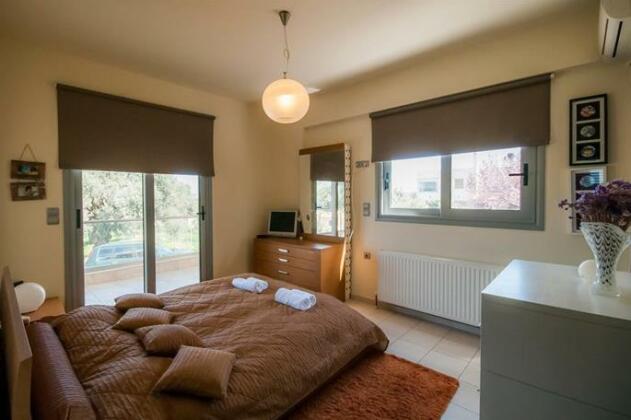 Irini House - Photo5