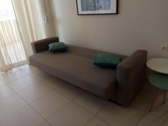 Kalamaki Beach Apartment 2 - Photo3