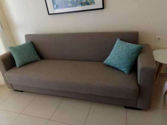 Kalamaki Beach Apartment 2 - Photo5