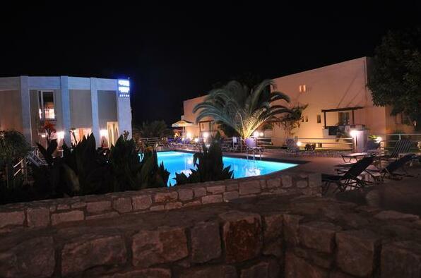 Kalamaki Mare Suites - Photo4