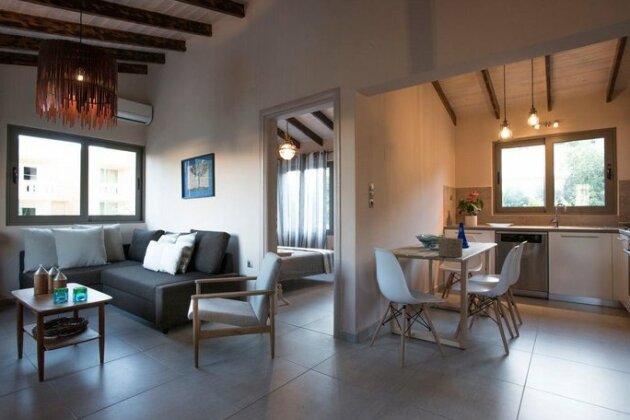Rea's Sea House - Photo3