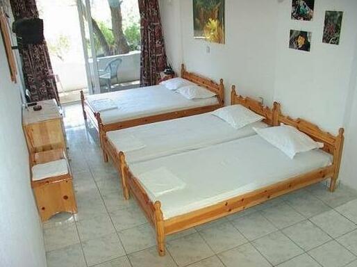 Hotel Saron - Photo4