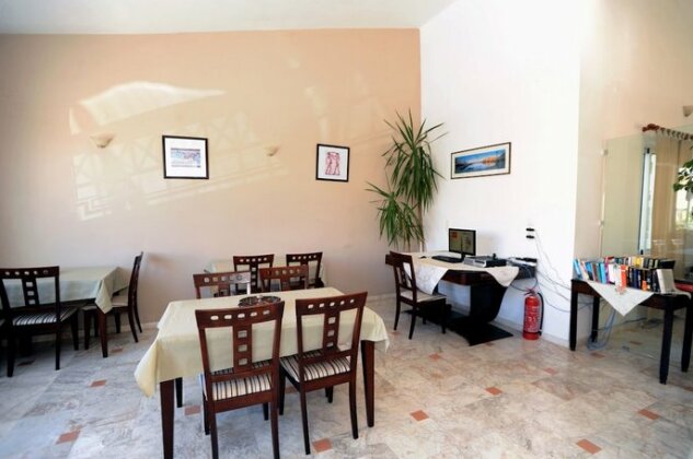Evilion hotel - Photo5