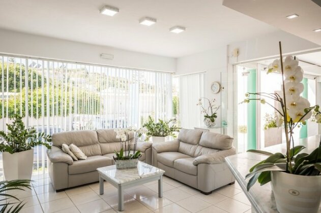 Kristall Suites - Photo3