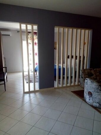 Bellevue Houses - Photo3