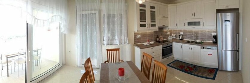 Great Sea View Apartment - Photo4