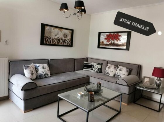 Iris Deluxe Suites 2 - Photo2