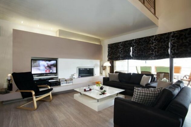 Luxury Dom Home - Photo4