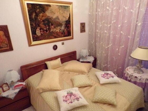 Reinas Apartment Kavala - Photo4