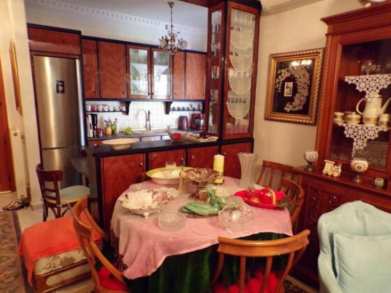 Reinas Apartment Kavala - Photo5