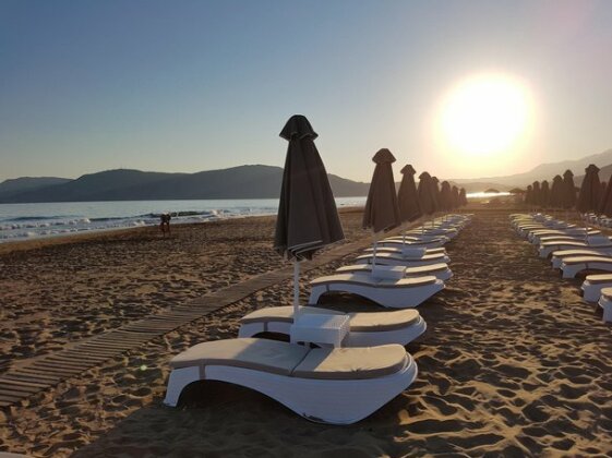 Mythos Palace Resort & Spa - Photo3
