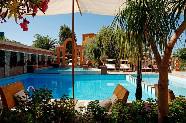 Orpheas Resort - Photo3