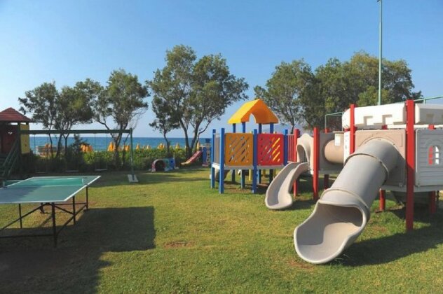 Vantaris Beach - Photo4