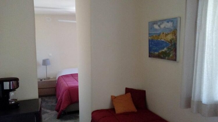 Aigaion House - Photo4
