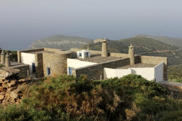 Bioclimatic stone built villa - Photo2