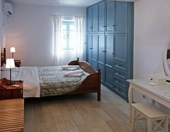 Emmanuela House - Photo2
