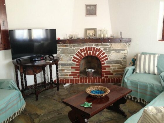 Family House Glaros - Photo4