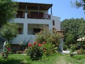 Holiday Rooms - Photo2