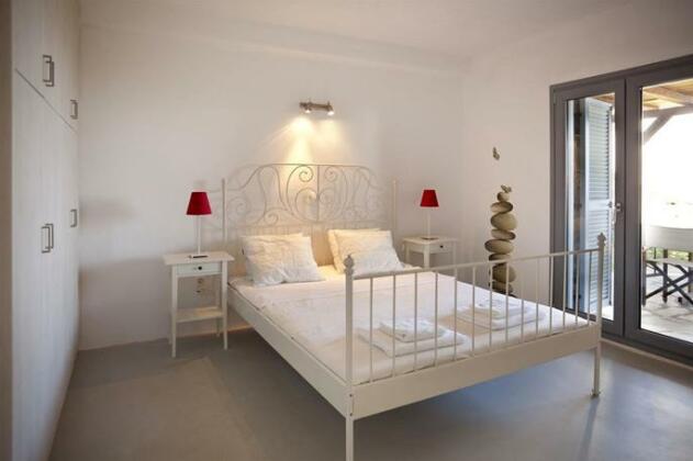 Lovebirds Nest - Photo4