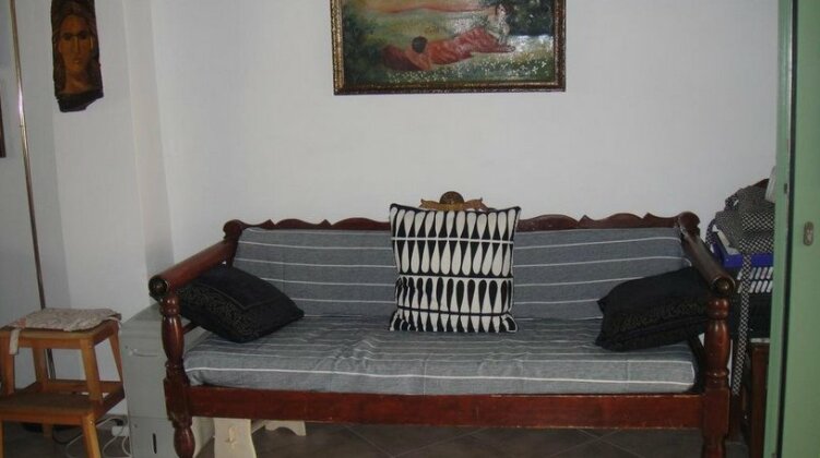 The house in the port - Photo3