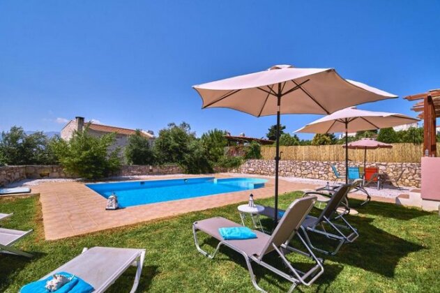 Machi Villa with pool Kefalas Crete - Photo3