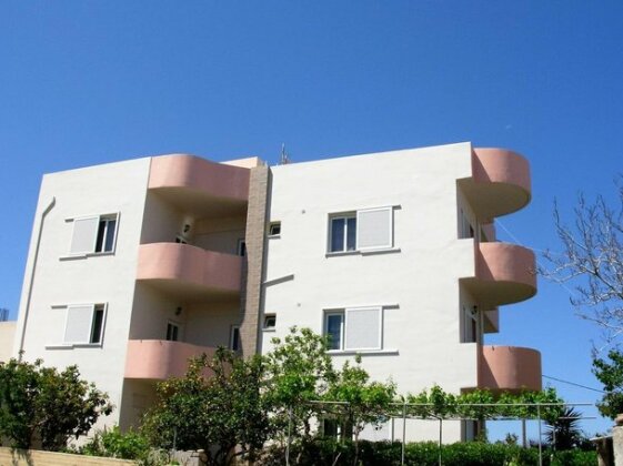 Callista Apartments - Photo2