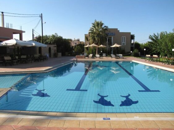 Hotel Peli - Photo2