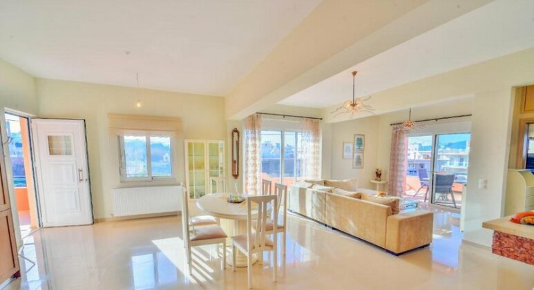 Nefeli Kissamos - Photo5