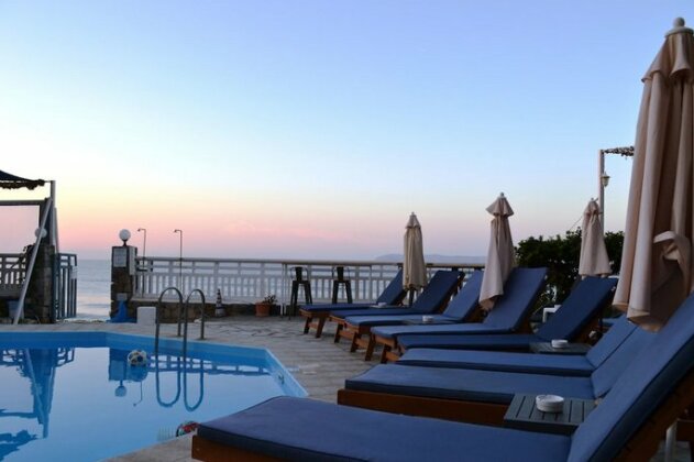 Sunset Beach Hotel - Photo2
