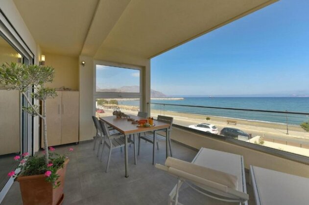 Rodia Beach Suites - Photo2