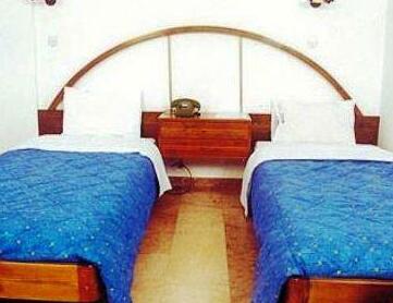Colymbari Beach Hotel & Apartments - Photo2