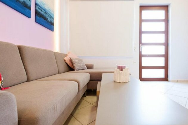 Cozy Home steps from old Port Seafront & Parking - Photo5