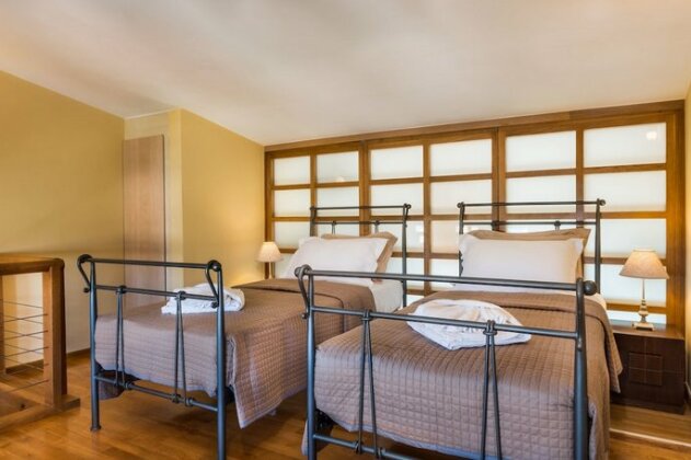 Daphnis Villas - Photo4