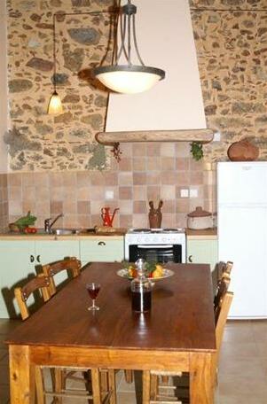 Sarris House - Photo4