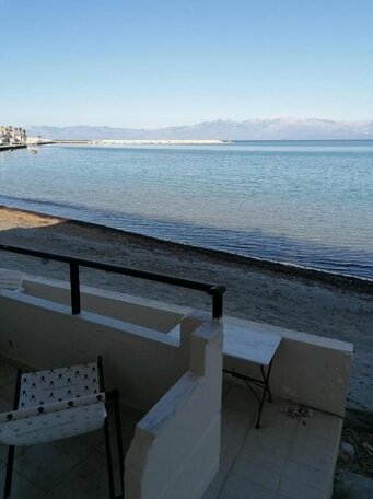 Angela Apartment Koroni - Photo3