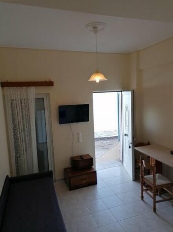 Angela Apartment Koroni - Photo5