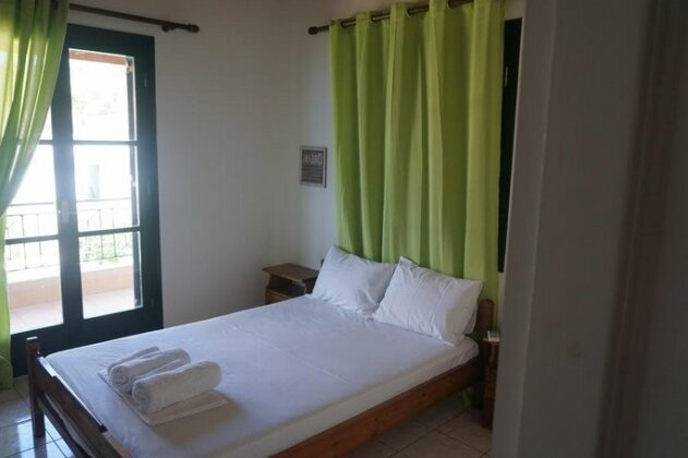 Elaia Houses - Photo4