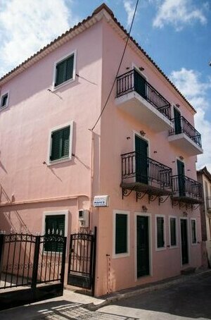 Mahis Apartment 1