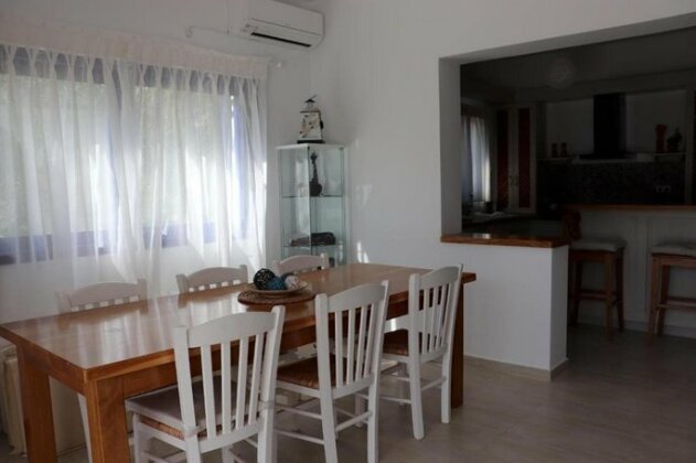 Nikoletta - Photo2