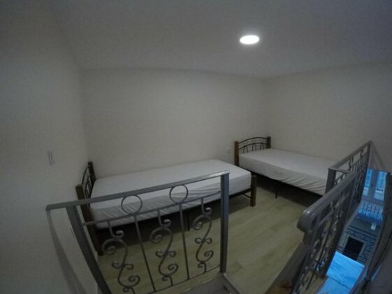 Xenias Rooms Apartments - Photo5