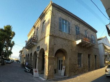 Xenias Rooms Apartments